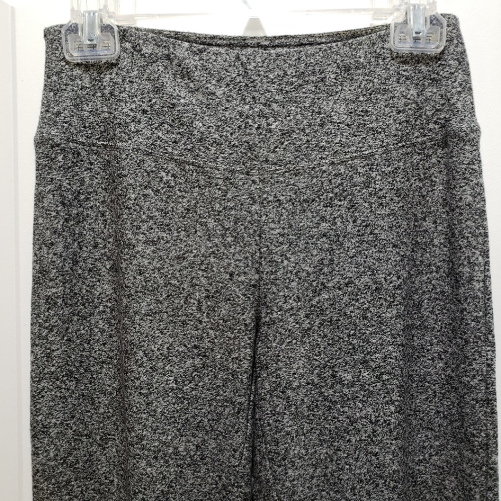 *SOLD* J. Jill Smooth Fit Slim Leg Leggings XSP - Picture 4 of 6